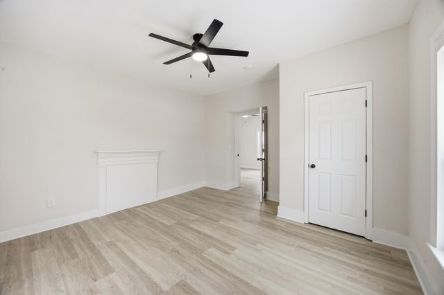 233 E Washington Street, Winchester, KY 40391