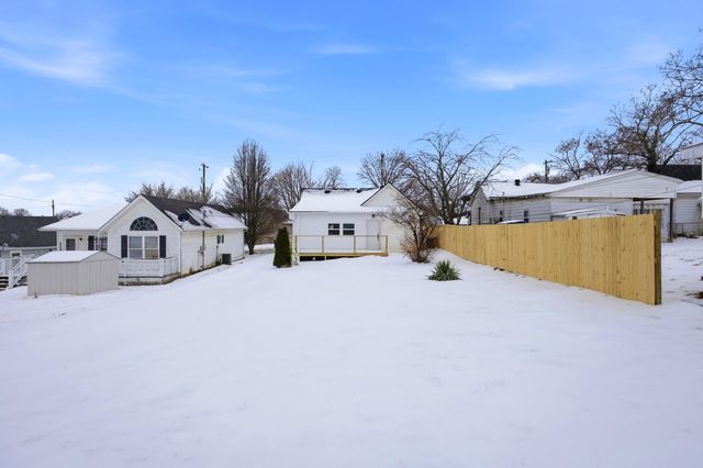 233 E Washington Street, Winchester, KY 40391