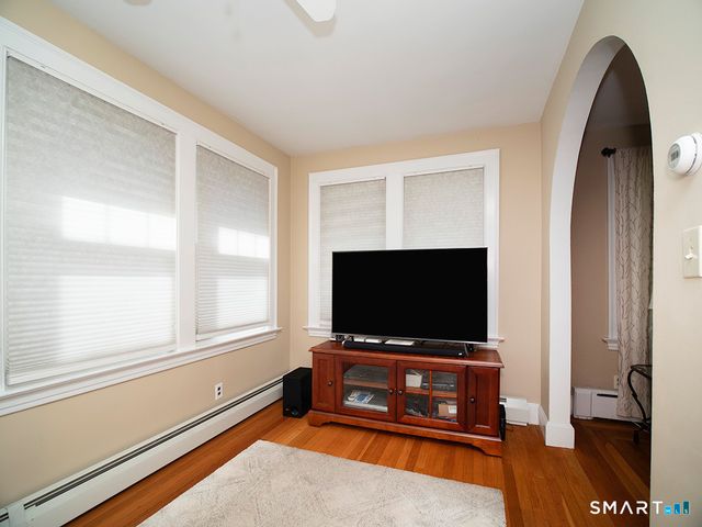 23 Thompson Street, Hamden, CT 06518