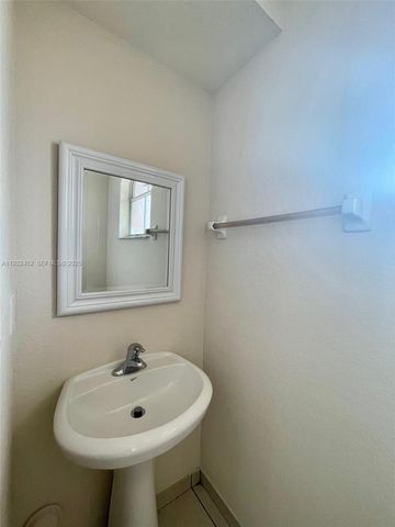 24343 SW 109th Ave, Homestead, FL 33032