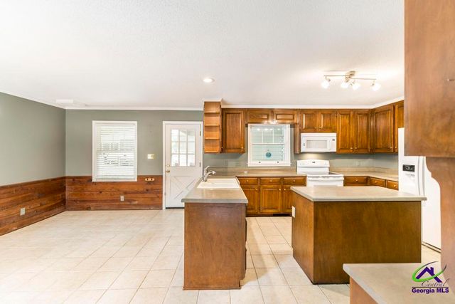 2311 Wesleyan Drive, Macon, GA 31210