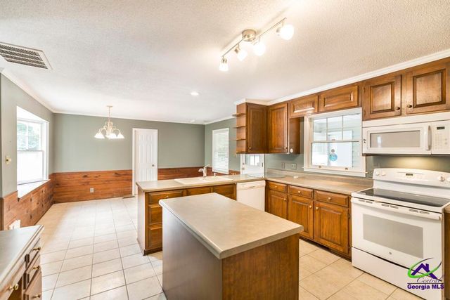 2311 Wesleyan Drive, Macon, GA 31210