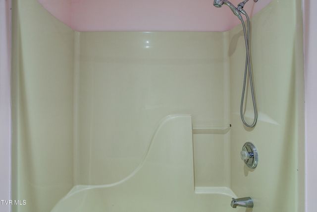 204 East Mountain View Road 40, Johnson City, TN 37601