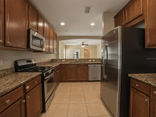 5941 BEACONPARK STREET, Lithia, FL 33547