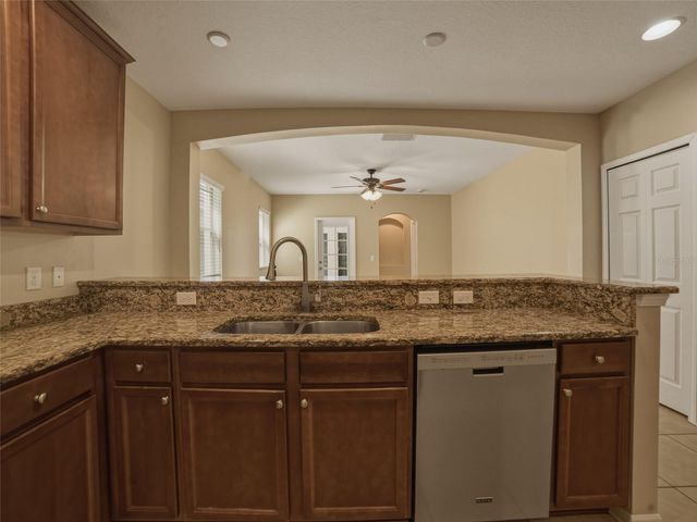 5941 BEACONPARK STREET, Lithia, FL 33547