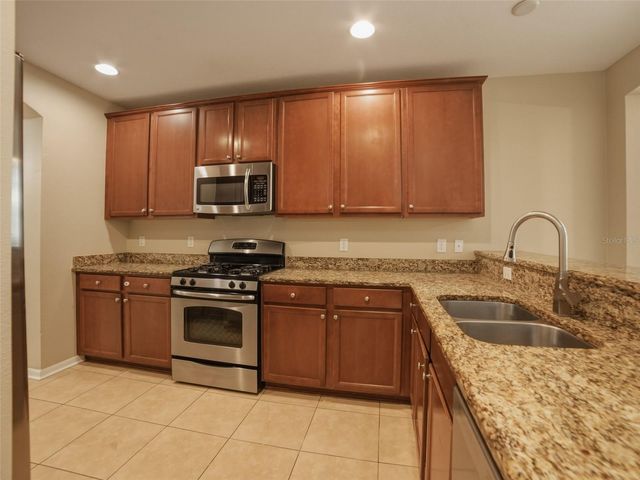 5941 BEACONPARK STREET, Lithia, FL 33547