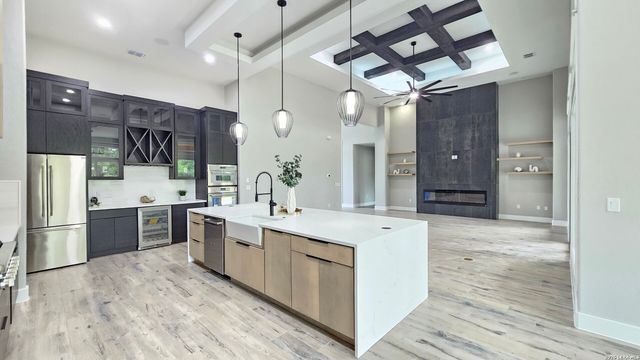 612 Cross Oak, New Braunfels, TX 78132