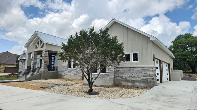612 Cross Oak, New Braunfels, TX 78132