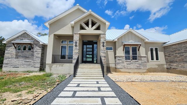 612 Cross Oak, New Braunfels, TX 78132