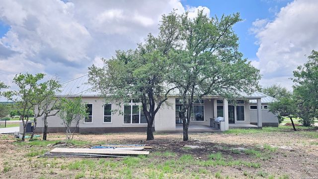 612 Cross Oak, New Braunfels, TX 78132