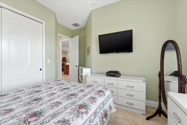 719 TEABERRY TRAIL, Polk City, FL 33868