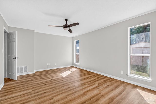 4603 Forrestal St, Pensacola, FL 32506