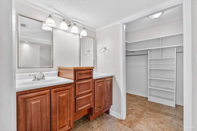 4603 Forrestal St, Pensacola, FL 32506