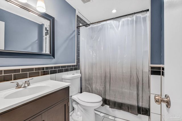 4603 Forrestal St, Pensacola, FL 32506