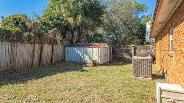 4603 Forrestal St, Pensacola, FL 32506