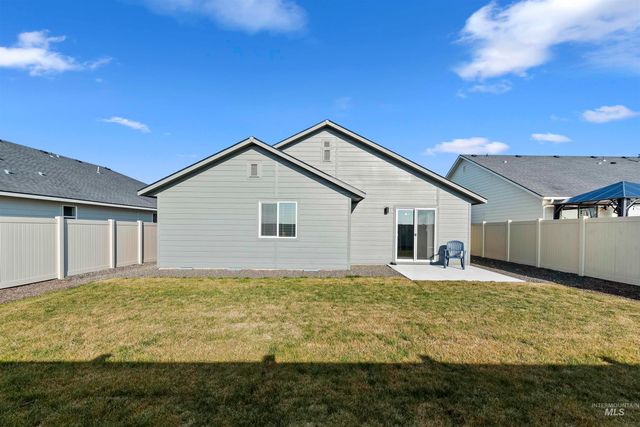 3923 W Tribute St, Meridian, ID 83642