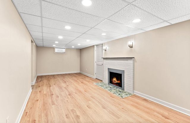 1560 Case Avenue, Saint Paul, MN 55106