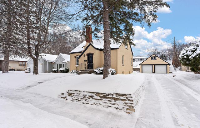 1560 Case Avenue, Saint Paul, MN 55106