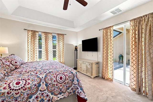295 LONDONDERRY DRIVE, Sarasota, FL 34240
