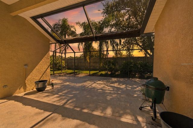 295 LONDONDERRY DRIVE, Sarasota, FL 34240