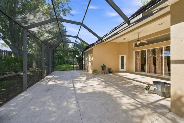 295 LONDONDERRY DRIVE, Sarasota, FL 34240