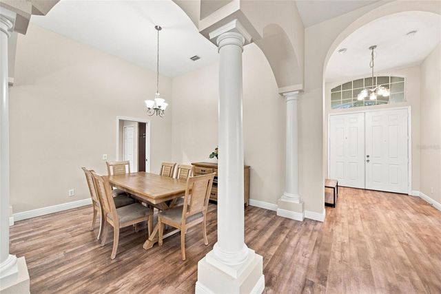 295 LONDONDERRY DRIVE, Sarasota, FL 34240