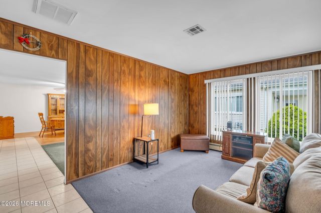 139 Bonaire Drive, Toms River, NJ 08757