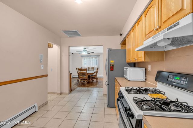 139 Bonaire Drive, Toms River, NJ 08757