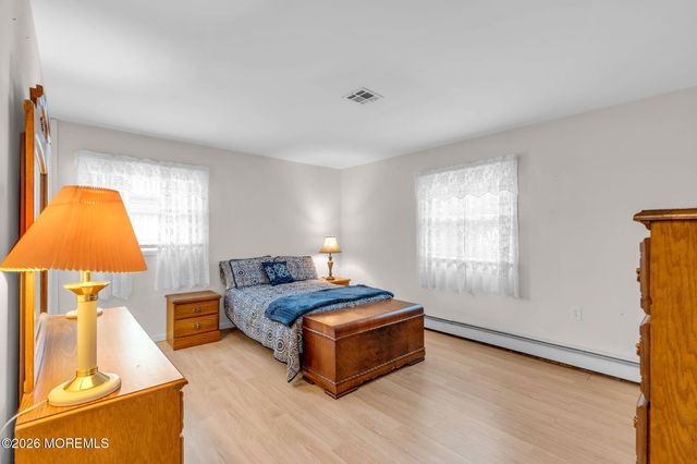 139 Bonaire Drive, Toms River, NJ 08757