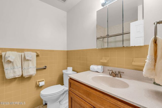 139 Bonaire Drive, Toms River, NJ 08757