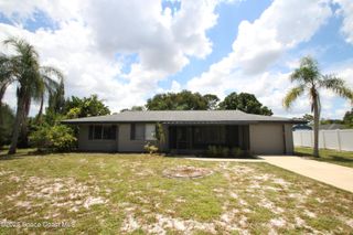 1252 Caspian Court NE, Palm Bay, FL 32905