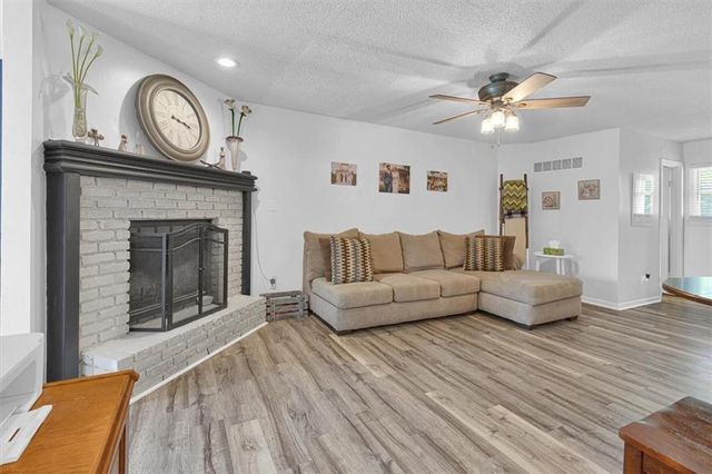 7019 N Fisk Court, Kansas City, MO 64151