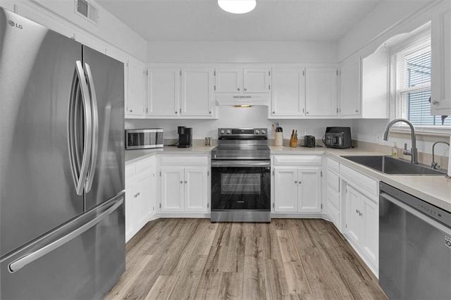 7019 N Fisk Court, Kansas City, MO 64151