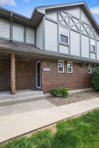7019 N Fisk Court, Kansas City, MO 64151