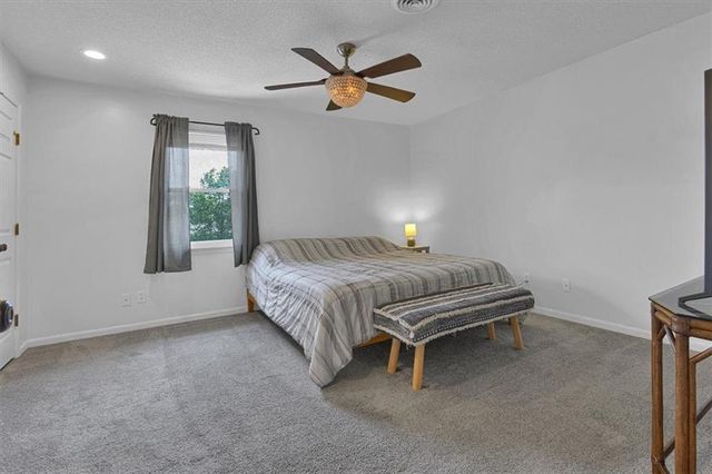 7019 N Fisk Court, Kansas City, MO 64151