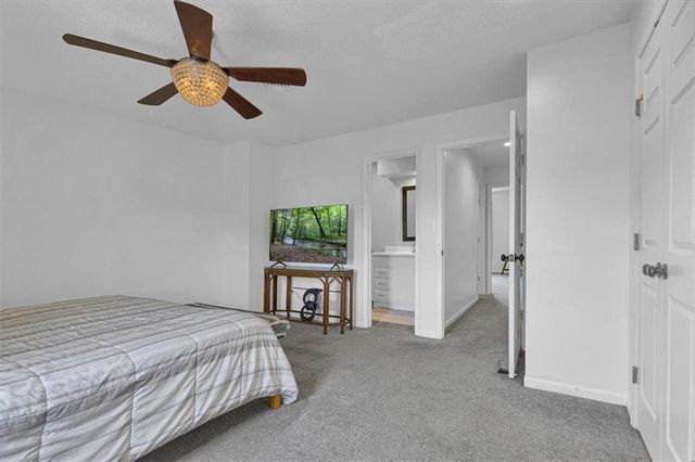 7019 N Fisk Court, Kansas City, MO 64151