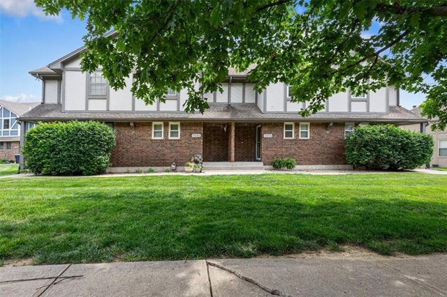 7019 N Fisk Court, Kansas City, MO 64151