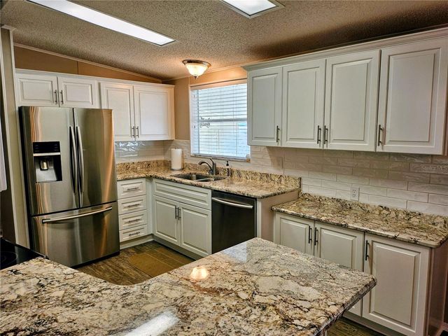 3224 SYCAMORE TERRACE, Sarasota, FL 34237