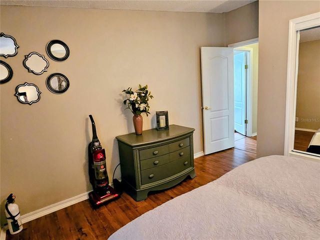 3224 SYCAMORE TERRACE, Sarasota, FL 34237