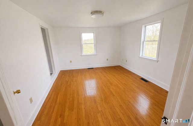 493 High Street, Milford, CT 06461