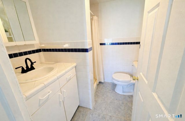 493 High Street, Milford, CT 06461