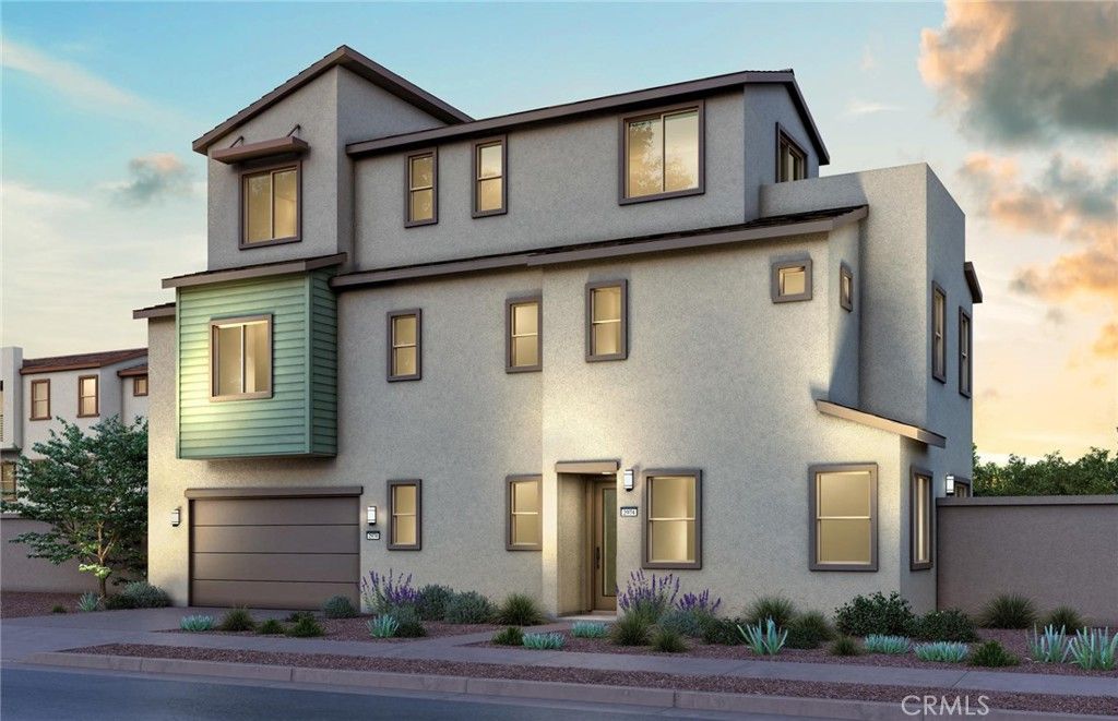 Image 1 of property listing at 652 Gadwall, Irvine, CA 92618