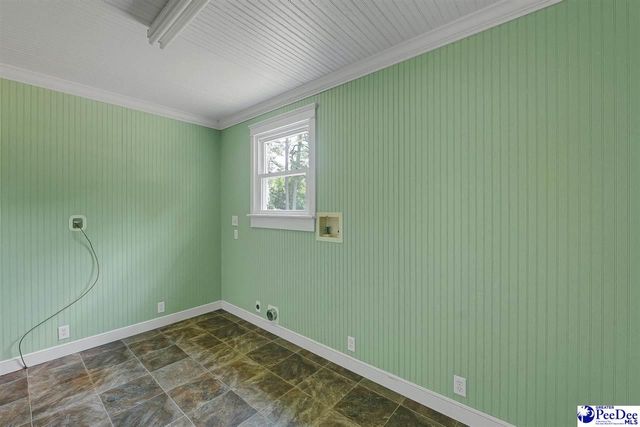 1309 N Matthews Road, Lake City, SC 29560