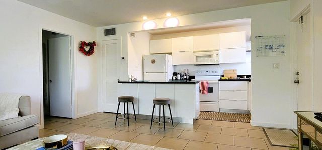 2830 NE 30th Place 1, Fort Lauderdale, FL 33306