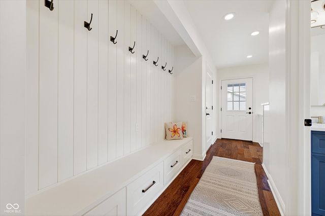 10831 Pleasantview Drive, Carmel, IN 46033