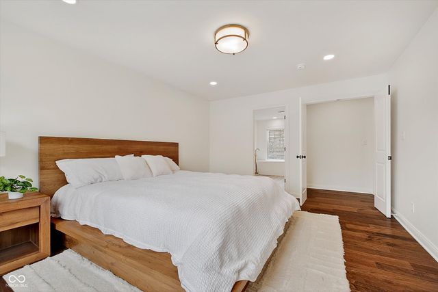 10831 Pleasantview Drive, Carmel, IN 46033