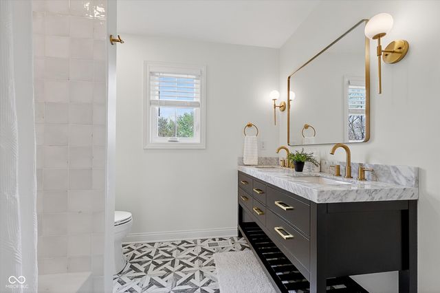 10831 Pleasantview Drive, Carmel, IN 46033