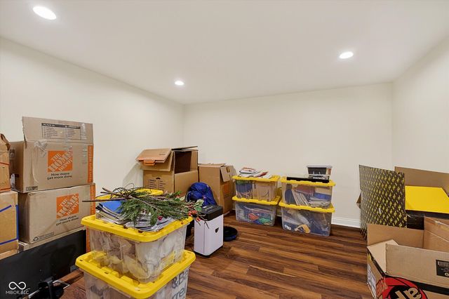 10831 Pleasantview Drive, Carmel, IN 46033