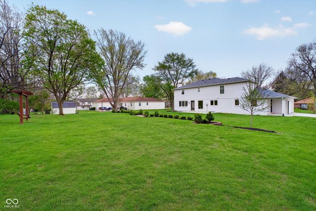 10831 Pleasantview Drive, Carmel, IN 46033