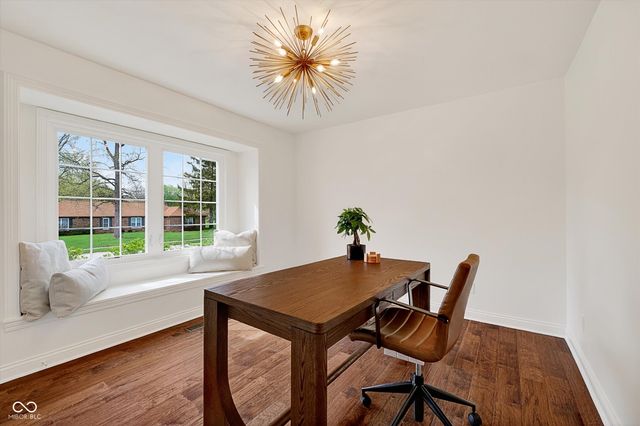 10831 Pleasantview Drive, Carmel, IN 46033